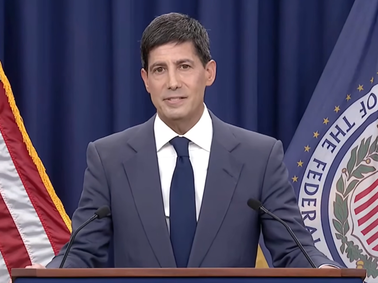 Kevin Warsh just chaired his first FOMC meeting. The Fed held rates at 3.5–3.75% (unanimous). No surprise there. The surprise was everything around it.